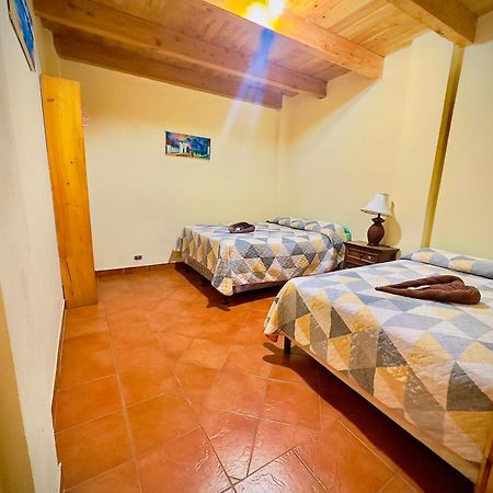 Hostal Dulces Suenos Panajachel Exteriér fotografie