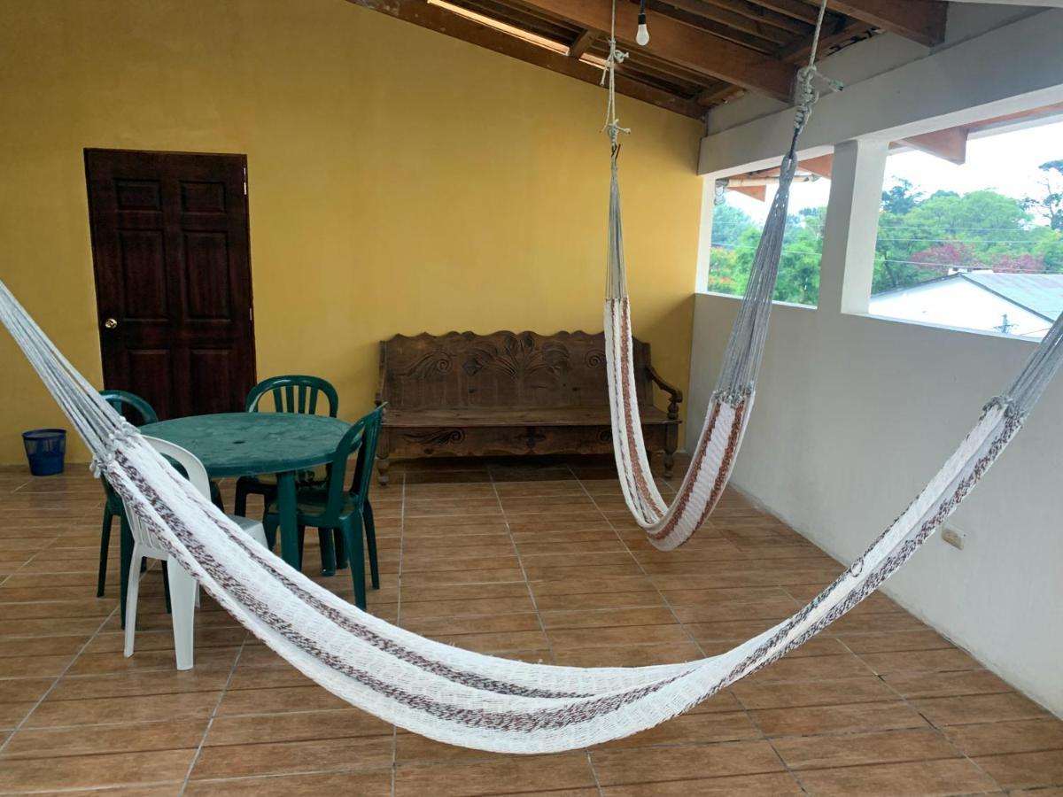 Hostal Dulces Suenos Panajachel Exteriér fotografie