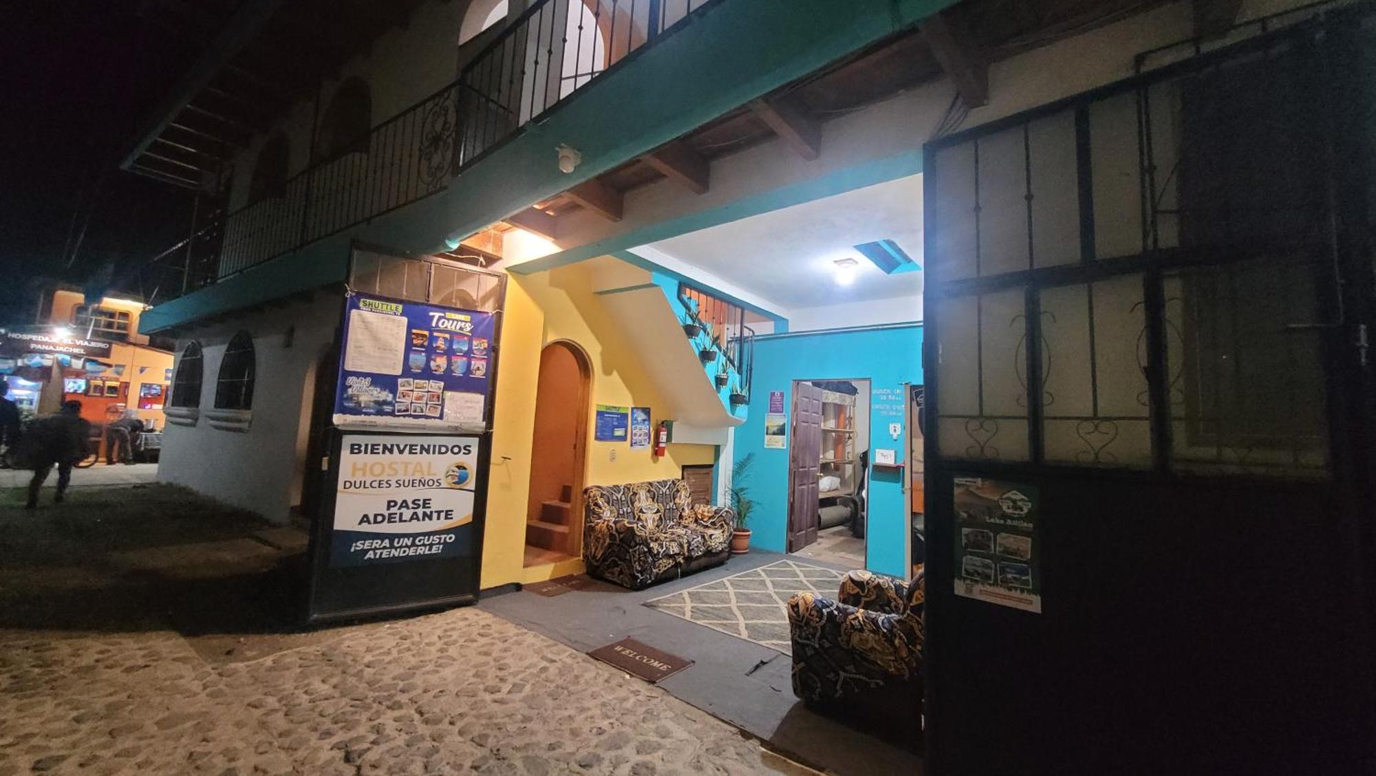 Hostal Dulces Suenos Panajachel Exteriér fotografie