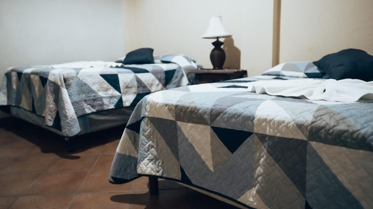 Hostal Dulces Suenos Panajachel Exteriér fotografie